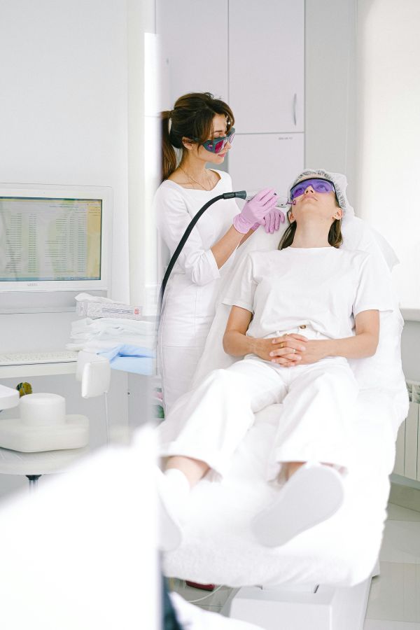 Épilation laser du visage : bénéfices et conseils utiles